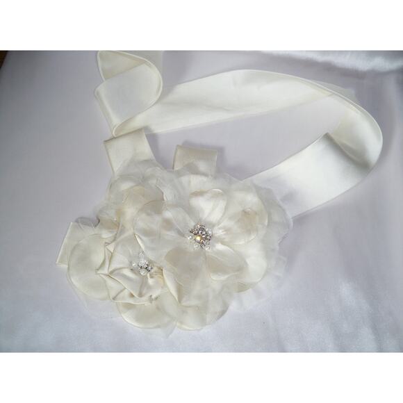 Floral satin rhinestone bridal belt satin wedding handmade floral dress sash - Picture 3 of 7